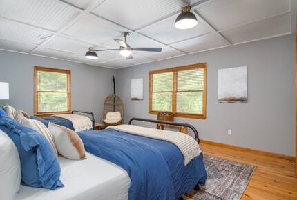 Blue Ridge Vista with Long-Range Mountain Views - Blue Ridge, Georgia