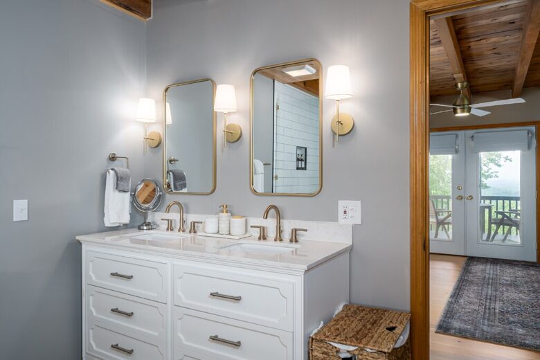 Blue Ridge Vista with Long-Range Mountain Views - Blue Ridge, Georgia