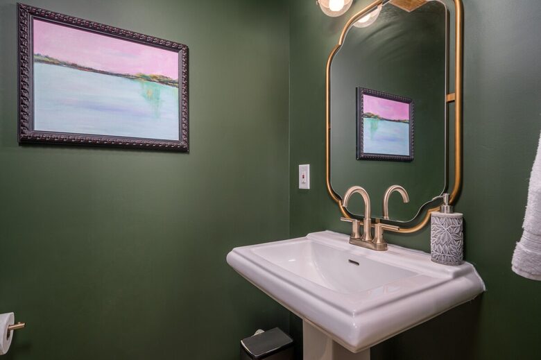 Blue Ridge Vista with Long-Range Mountain Views - Blue Ridge, Georgia