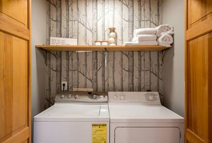 Blue Ridge Vista with Long-Range Mountain Views - Blue Ridge, Georgia