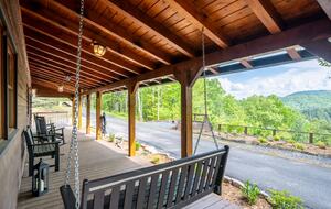 Blue Ridge Vista with Long-Range Mountain Views - Blue Ridge, Georgia
