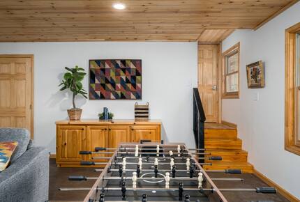 Blue Ridge Vista with Long-Range Mountain Views - Blue Ridge, Georgia