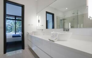 Kennisis Lake Cottage - Haliburton, Canada