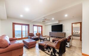 Black Horse Lodge - Fiddletown, California