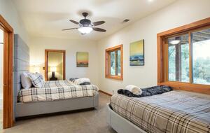 Black Horse Lodge - Fiddletown, California