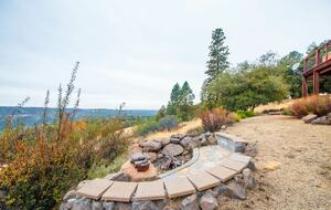 Black Horse Lodge - Fiddletown, California