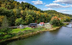 Walk to Foxburg/Riverfront - Parker, Pennsylvania