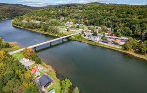 Walk to Foxburg/Riverfront - Parker, Pennsylvania