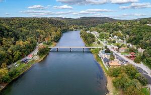 Walk to Foxburg/Riverfront - Parker, Pennsylvania