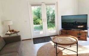 90 Mile Beach Luxury Escape - The Honeysuckles, Australia