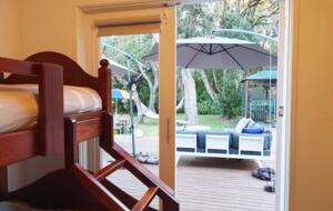 90 Mile Beach Luxury Escape - The Honeysuckles, Australia