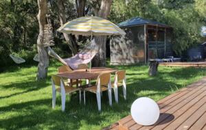 90 Mile Beach Luxury Escape - The Honeysuckles, Australia