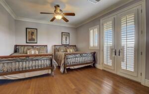 Las Vegas Mini Castle #2 (The Gambler) - Las Vegas, Nevada