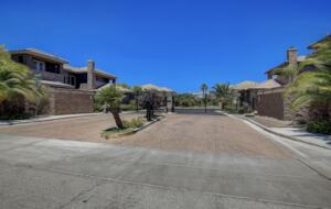 Las Vegas Mini Castle #2 (The Gambler) - Las Vegas, Nevada