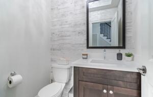 Executive Suburban Townhouse - Etobicoke, Canada