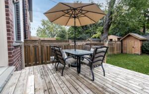 Executive Suburban Townhouse - Etobicoke, Canada