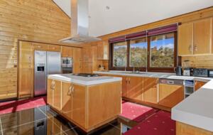 Deepwater - Jindabyne, Australia