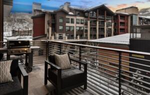 Snowmass Escape: Stylish 3-Bedroom with Stunning Mountain Views - Snowmass Village, Colorado