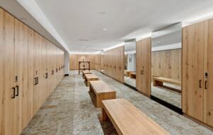 Snowmass Escape: Stylish 3-Bedroom with Stunning Mountain Views - Snowmass Village, Colorado