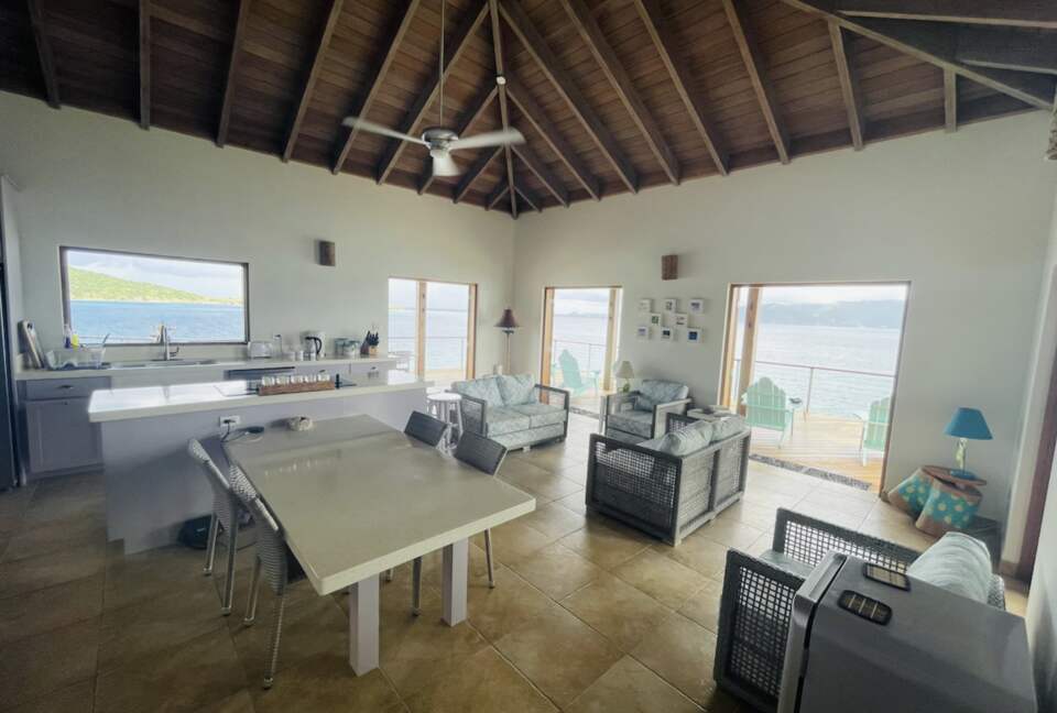 Tavolara | Fabulous Waterfront Villa in JVD - Sandy Ground, Virgin Islands, British