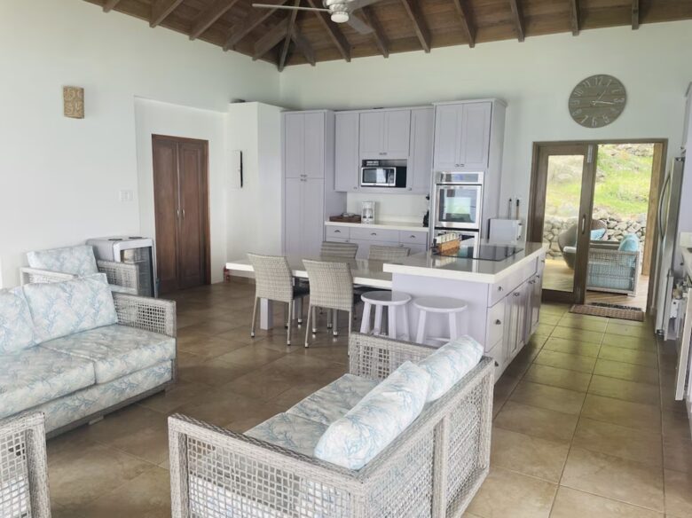 Tavolara | Fabulous Waterfront Villa in JVD - Sandy Ground, Virgin Islands, British