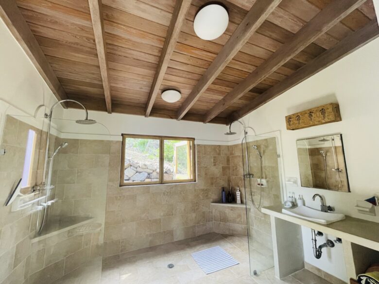 Tavolara | Fabulous Waterfront Villa in JVD - Sandy Ground, Virgin Islands, British