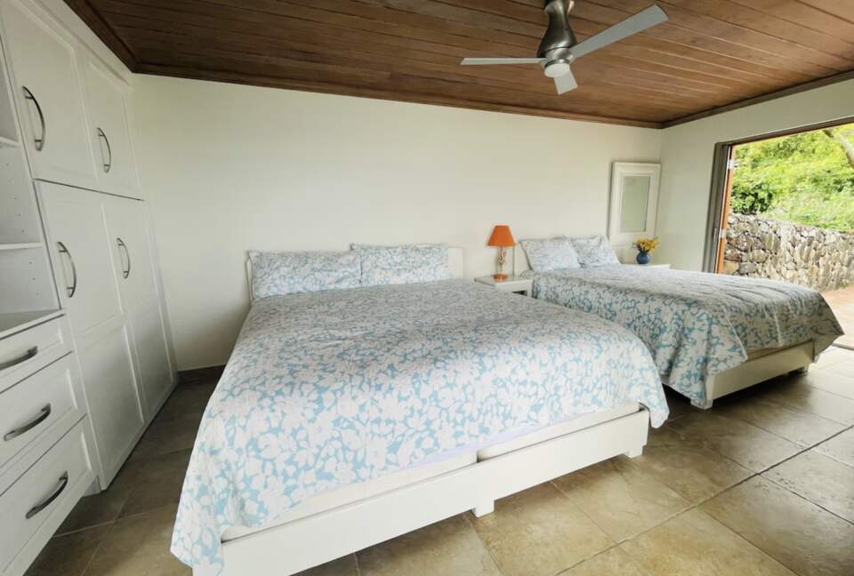 Tavolara | Fabulous Waterfront Villa in JVD - Sandy Ground, Virgin Islands, British