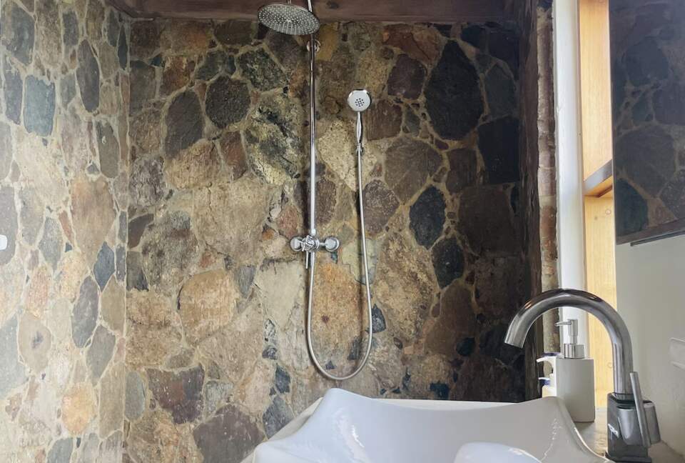 Tavolara | Fabulous Waterfront Villa in JVD - Sandy Ground, Virgin Islands, British