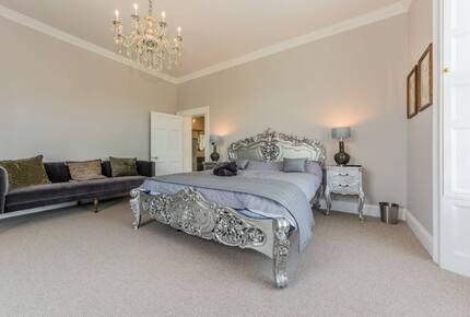 Kinsale Jewel - Kinsale, Ireland