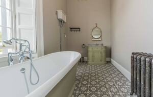 Kinsale Jewel - Kinsale, Ireland