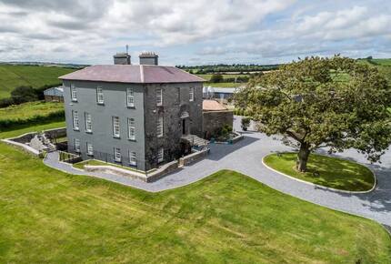 Kinsale Jewel - Kinsale, Ireland