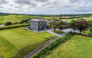 Kinsale Jewel - Kinsale, Ireland