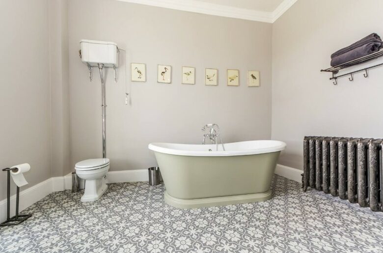 Kinsale Jewel - Kinsale, Ireland