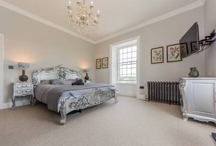 Kinsale Jewel - Kinsale, Ireland