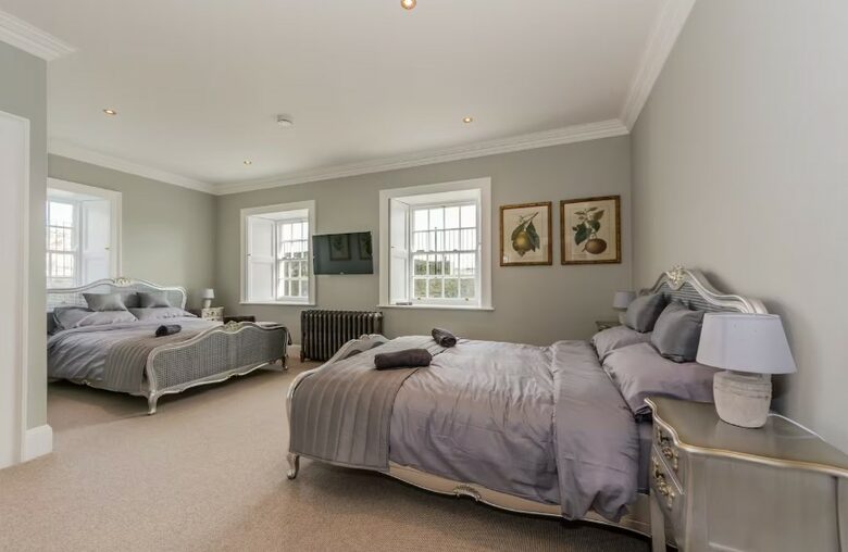 Kinsale Jewel - Kinsale, Ireland