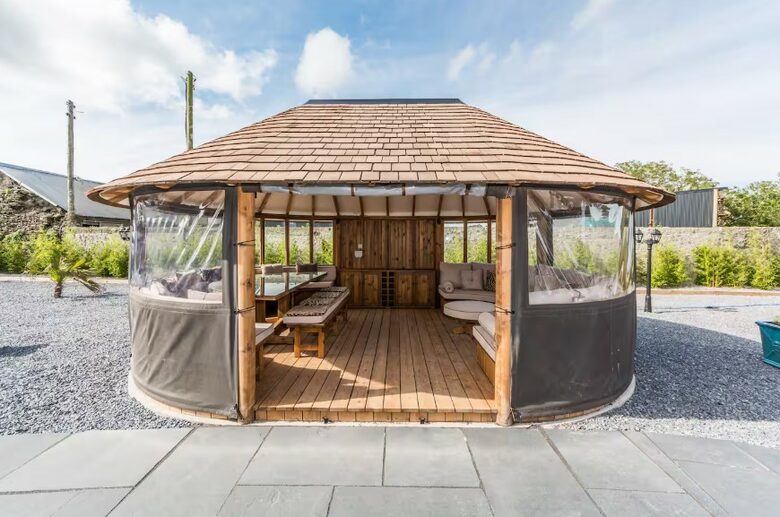 Kinsale Jewel - Kinsale, Ireland