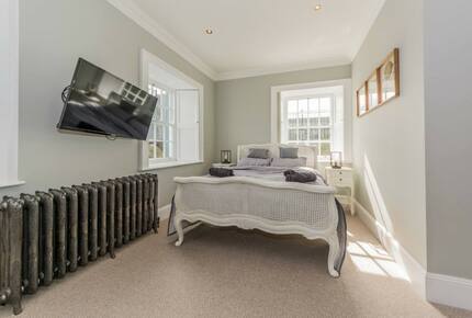 Kinsale Jewel - Kinsale, Ireland