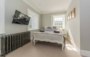 Kinsale Jewel - Kinsale, Ireland