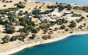 Tres A Lake Retreat - Canyon Lake, Texas