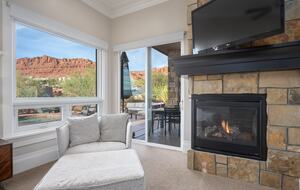 Paradise Against Red Cliffs with Expansive Views - St. George, Utah