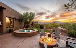 Paradise Against Red Cliffs with Expansive Views - St. George, Utah