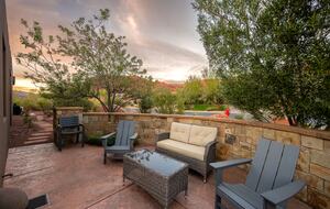 Paradise Against Red Cliffs with Expansive Views - St. George, Utah