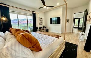 Sunsets of Sedona | A Sophisticated Desert Retreat - Sedona, Arizona