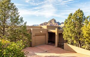 Sunsets of Sedona | A Sophisticated Desert Retreat - Sedona, Arizona