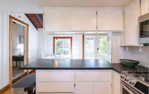 Hidden Lake House With Hot Tub & Views - Watsonville, California