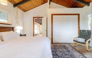 Hidden Lake House With Hot Tub & Views - Watsonville, California