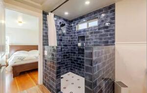 Hidden Lake House With Hot Tub & Views - Watsonville, California