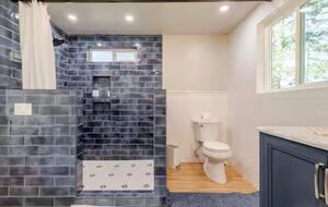 Hidden Lake House With Hot Tub & Views - Watsonville, California