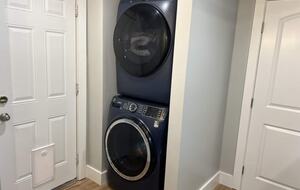 Hidden Lake House With Hot Tub & Views - Watsonville, California