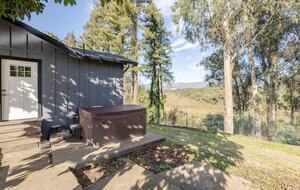 Hidden Lake House With Hot Tub & Views - Watsonville, California